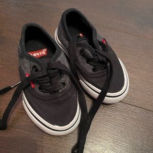 Levi’s Toddler Boy Black Shoes Size 5